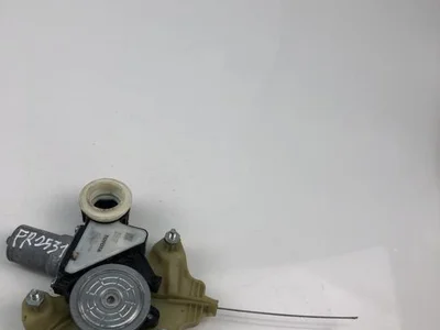 Toyota 85701-02090 / 8570102090 COROLLA ( E210) Sedan 2020 Moteur de lève-vitre - Image 1