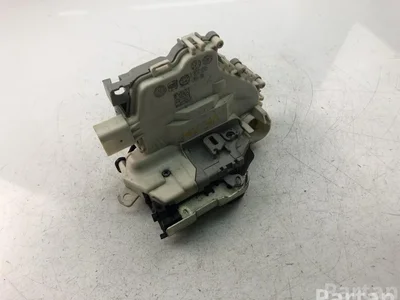 Audi 8X1837015 A1 (8X1, 8XK) 2014 Serrure de porte - Image 1