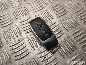 Mercedes-Benz A 205 905 36 09 / A2059053609 C-CLASS (W205) 2019 Schlüssel