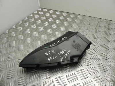 Audi 4F0 129 618 J / 4F0129618J A6 Allroad (4FH, C6) 2007 Prise d'air / Conduit d'air d'admission - Image 1