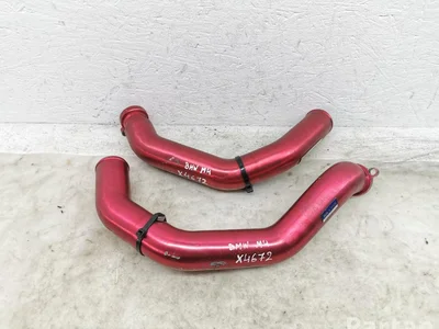 BMW M4, F33 4 Convertible (F33, F83) 2022 Tuyau d'admission - Image 1