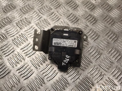 Audi 8W0 907 541 F / 8W0907541F A4 Avant (8W5, B9) 2020 Radarsensor - Bild 1