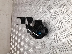 Volkswagen 7LA 965 567 B / 7LA965567B TRANSPORTER VI Box (SGA, SGH) 2023 Additional water pump