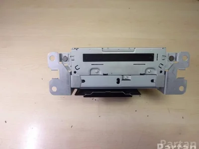 Jaguar 7F6N-18C815-AC, 8X23-18C858-AG, 9X23-10E889-AB / 7F6N18C815AC, 8X2318C858AG, 9X2310E889AB XF (X250) 2010 Radio / lecteur CD - Image 1