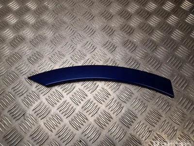 Land Rover FK6M-291D00-D / FK6M291D00D RANGE ROVER SPORT (L494) 2017 Garniture /moulage Right Rear - Image 1