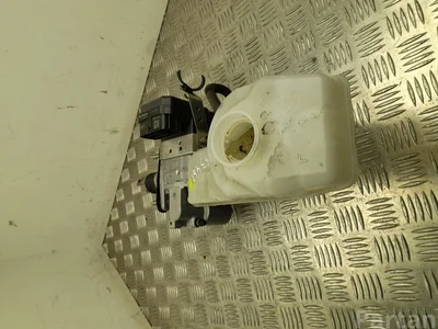 Toyota 47210-47210 / 4721047210 PRIUS (_W5_) 2016 Brake Master Cylinder - Image 1