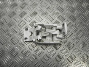 Mercedes-Benz A9107409100 Sprinter (907/910) 2020 Charnière de porte