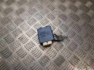 Toyota 85970-47030 / 8597047030 PRIUS PLUS (_W4_) 2014 Unité de commande pour porte Right Front