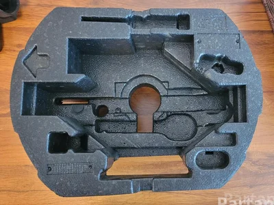 Volkswagen 5C0012115J JETTA IV (162, 163) 2015 Boîte à outils - Image 1