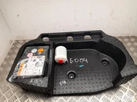 Ford USA LJ8B-R310B16-AB, KR3C-19L523-AB / LJ8BR310B16AB, KR3C19L523AB Mustang Mach-E 2022 Skrzynka z narzędziami