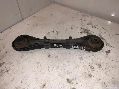 BMW 3326777980 1 (E81) 2009 Galinė  Apatinė šakė - Nuotrauka 1