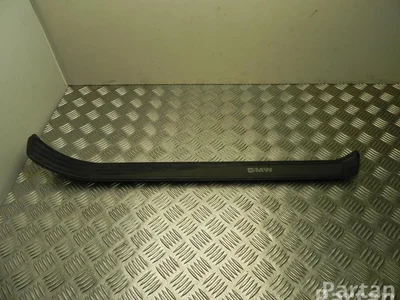 BMW 7034304 5 Touring (E61) 2007 Bordure de seuil de porte - Image 1