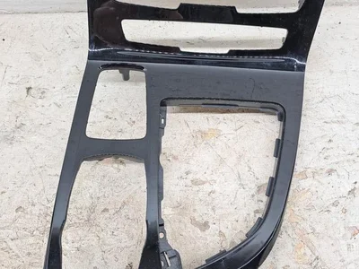 BMW 9287612 2 Gran Tourer (F46) 2018 Autres pièces intérieures - Image 1