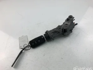 Volkswagen 4B0905851 PASSAT (3B2) 2000 Zamek zapłonu