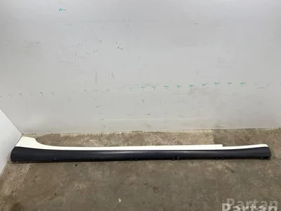 Maserati 0100381 QUATTROPORTE VI 2014 Garniture de seuil  right side - Image 1