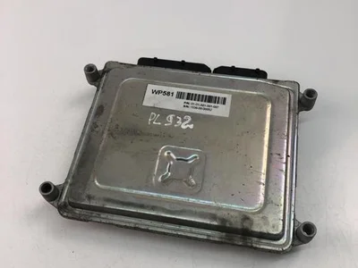 Dacia 01-01-A01-001-007 / 0101A01001007 DOKKER 2015 Unité de contrôle moteur - Image 1