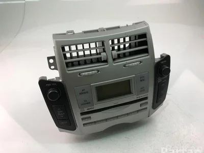Toyota 86120-0D210 / 861200D210 YARIS (_P9_) 2008 Radio / lecteur CD - Image 1