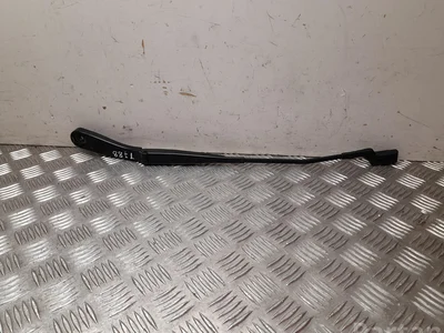 Ford USA LJ8B-17527-AA / LJ8B17527AA Mustang Mach-E 2023 Bras d'essuie-glace Left Front - Image 1