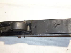 Saab 12772003 9-3 Estate (YS3F) 2008 Bouton de lève-vitre