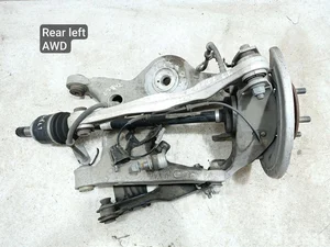 Land Rover L8B2-5A971-AD, LPLA-5500-AD, DPLA-5K976-AG, CPLA-5D498-AC / L8B25A971AD, LPLA5500AD, DPLA5K976AG, CPLA5D498AC Defender Station Wagon (L663) 2022 Zestaw zawieszenia tylnego lewa strona