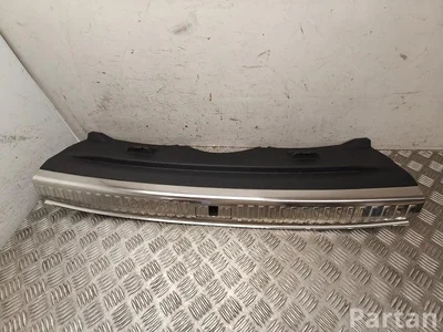 Audi 83F864483A Q3 Sportback (F3N) 2024 Накладка для кронштейна замка - Изображение 1