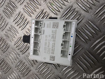 Mercedes-Benz A 223 900 36 39 / A2239003639 EQE SUV (X294) 2024 Unidad de control de puertas Left Front - Imagen 1