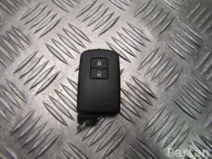 Toyota MR6302 AURIS (_E18_) 2017 Klucz