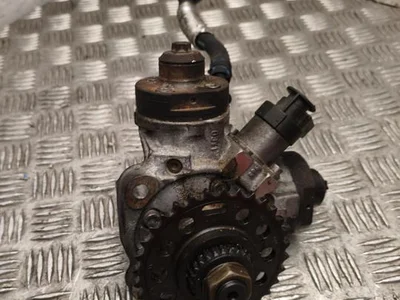 Audi 059 130 755 DF / 059130755DF A4 Avant (8W5, B9) 2020 Bomba de combustible - Imagen 1