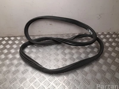 Mercedes-Benz 013 EQC (N293) 2022 Joint d'étanchéité de porte Right Rear - Image 1