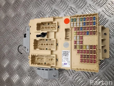 Hyundai 91960-HF111 / 91960HF111 Kona II 2024 Skrzynka bezpieczników - Zdjęcie 1