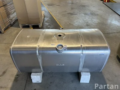 DAF 1681825, 2198082 XF 2019 Fuel tank 544L - Image 1