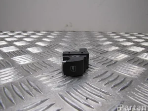 Volkswagen 3C8 959 855 / 3C8959855 PASSAT CC (357) 2010 Bouton de lève-vitre