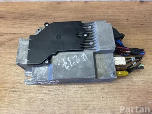 BMW 5A2D564 ; R35A2D56401 / 5A2D564, R35A2D56401 5 (G30) 2021 Garso stiprintuvas