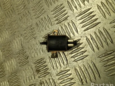 Mercedes-Benz 0015407097 S-Class W126 1983 Valve magnétique - Image 1