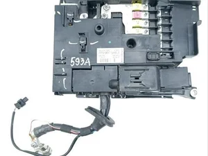 Porsche 7P0937548J CAYENNE (92A) 2016 Boîte à fusibles