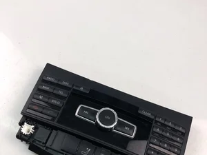 Mercedes-Benz A2128209710 E-CLASS (W212) 2011 Radio / lecteur CD