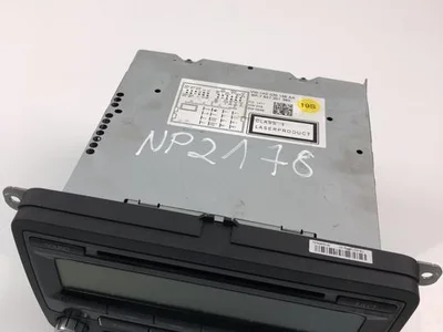 Volkswagen 1K0035186AA PASSAT (3C2) 2008 Radio / lecteur CD - Image 1