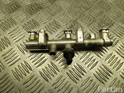 Dacia 175209417R Jogger 2022 Kraftstoffverteiler - Bild 1