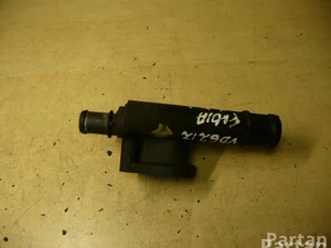 Škoda 038 121 132 D / 038121132D FABIA II (542) 2008 Bride de liquide de refroidissement