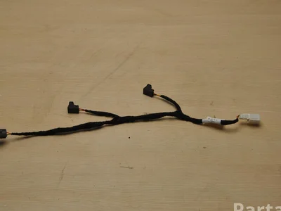 Mercedes-Benz A1779061104 EQA 2021 Harnais - Image 1