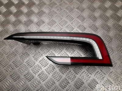 Tesla 1691500-00-F / 169150000F MODEL 3 2024 Lampy tylne z prawej - Zdjęcie 1