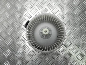 Toyota AV1261 YARIS (_P13_) 2016 Ventilateur d'intérieur