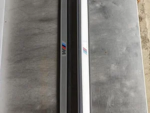 BMW 8055499-03 / 805549903 1 (F21) 2014 Wewnętrzny próg drzwiowy z lewej z prawej zestaw