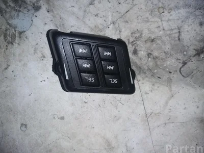 Volvo 8666729 XC90 I 2003 Multiple switch - Image 1