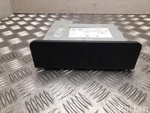 Audi 8W2 035 043 C / 8W2035043C A4 Avant (8W5, B9) 2021 Control unit for navigation system