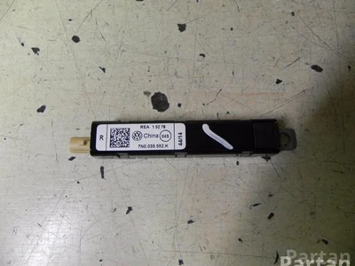 Seat 7N0 035 552 K / 7N0035552K ALHAMBRA (710, 711) 2015 Antenos stiprintuvas - Nuotrauka 1