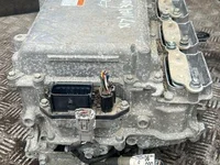 Toyota G9270-48060, G92A0-42030 / G927048060, G92A042030 RAV 4 IV (_A4_) 2018 Onduleur avec convertisseur