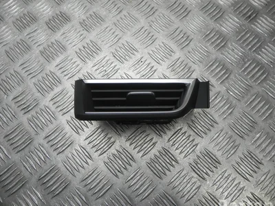 Renault 687611283R Clio V 2019 Évent Left Front - Image 1