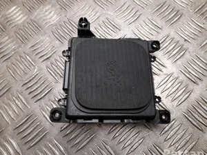 Hyundai 95560BE100 Kona II 2024 Bouton de chargement sans fil