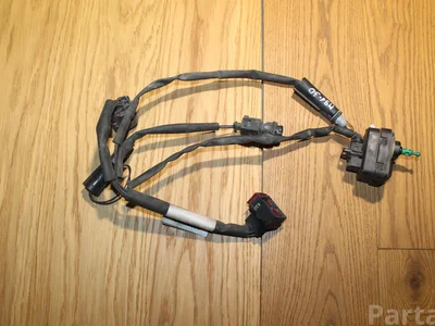 Volvo 30678833 XC90 I 2007 Harnais - Image 1